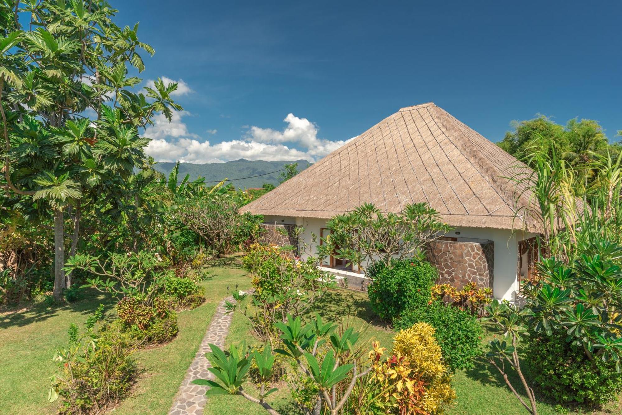 Absolute Beach Front Villa Уме-Аньяр Экстерьер фото
