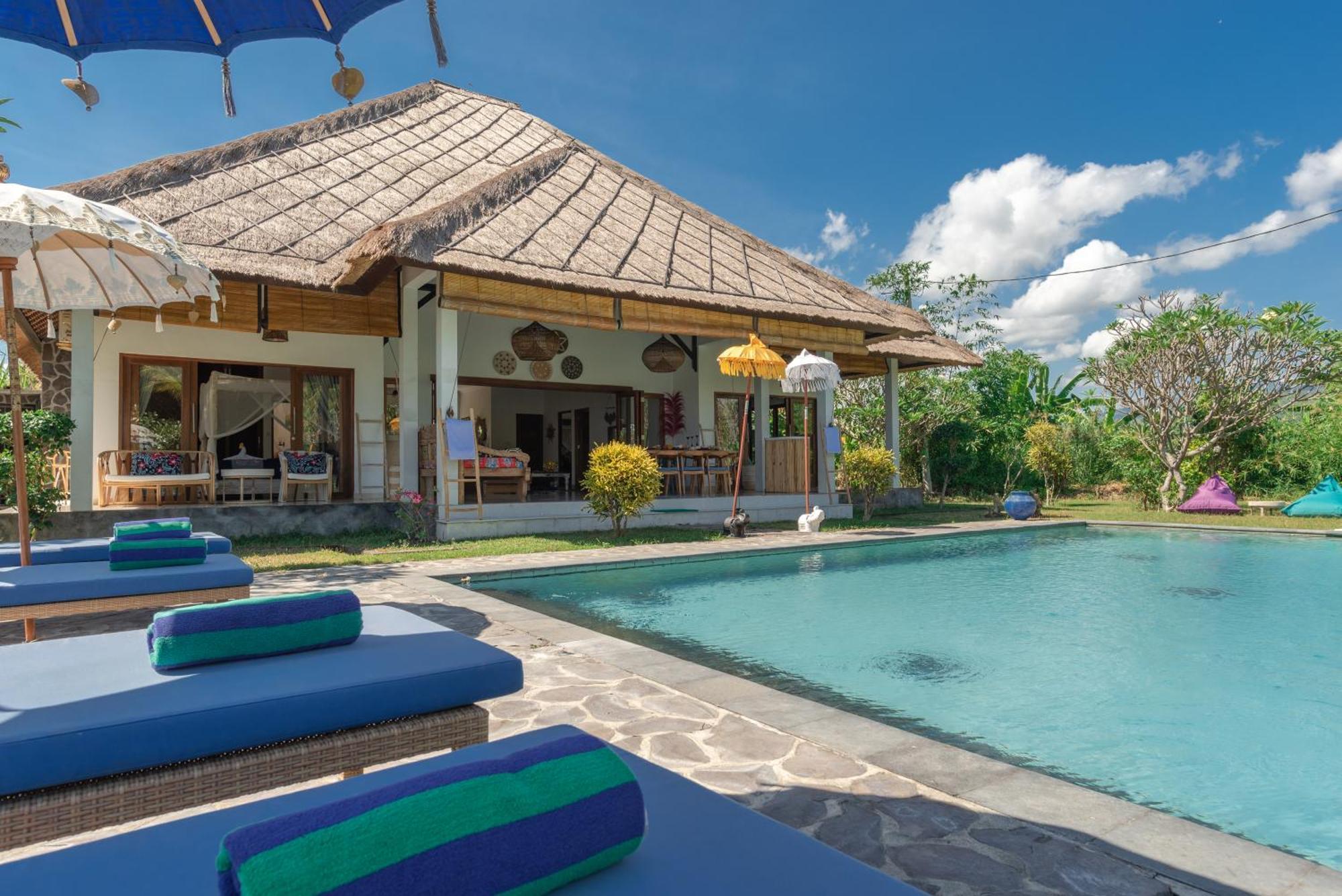 Absolute Beach Front Villa Уме-Аньяр Экстерьер фото