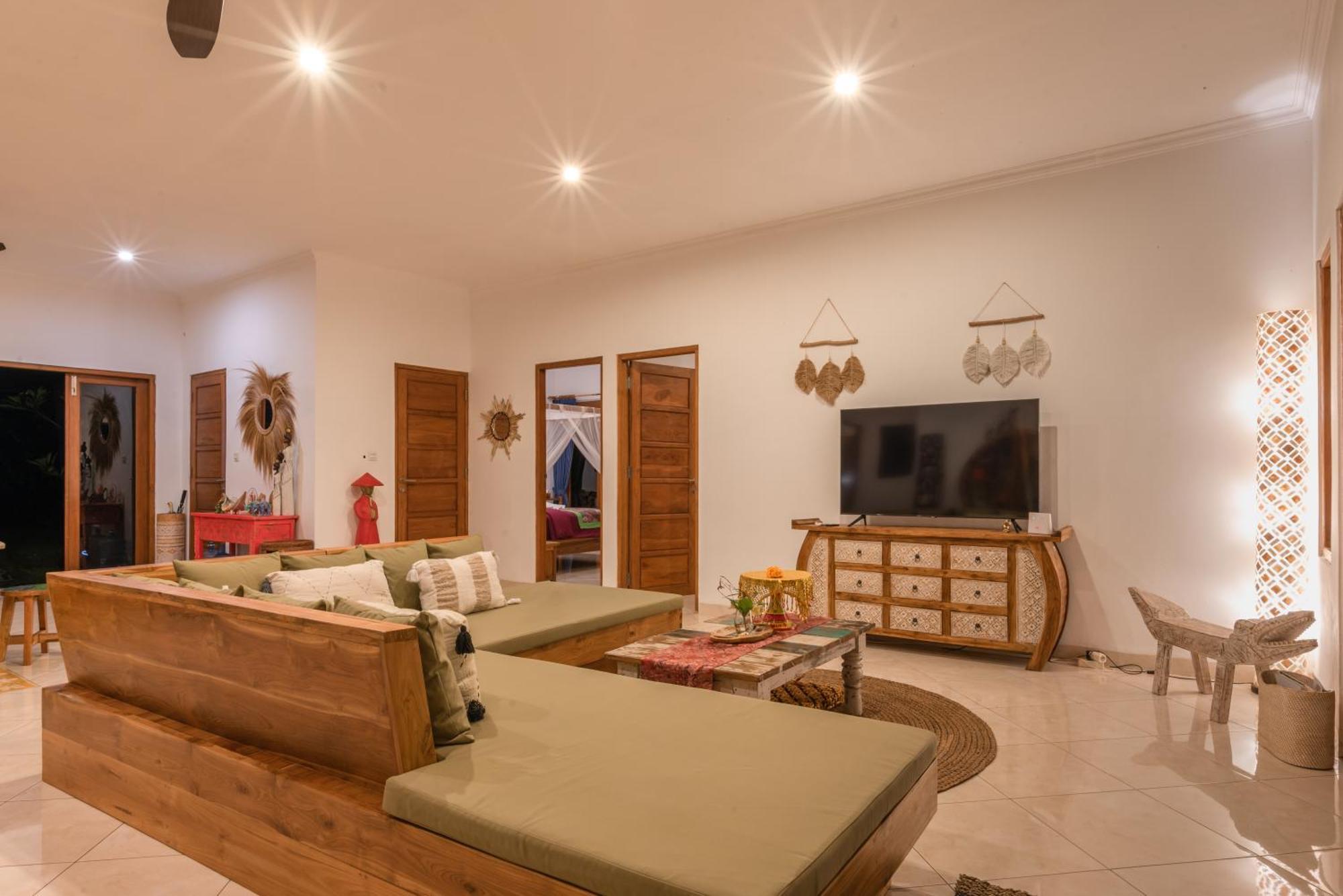 Absolute Beach Front Villa Уме-Аньяр Экстерьер фото